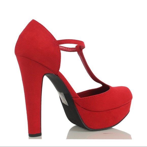 Red closed toe t strap platform high heel - Picture 3 of 5